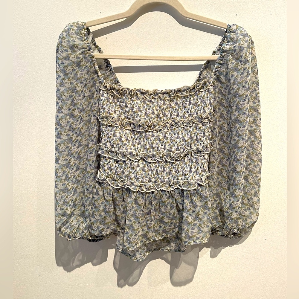 EUC ASTR the label open back ruched ditsy floral top